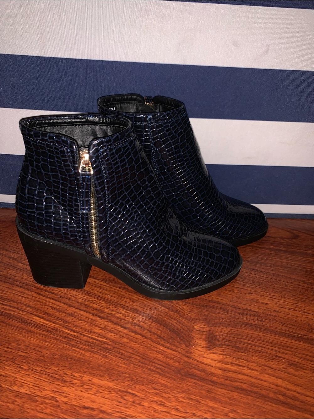 New Topshop crocodile bootie print
